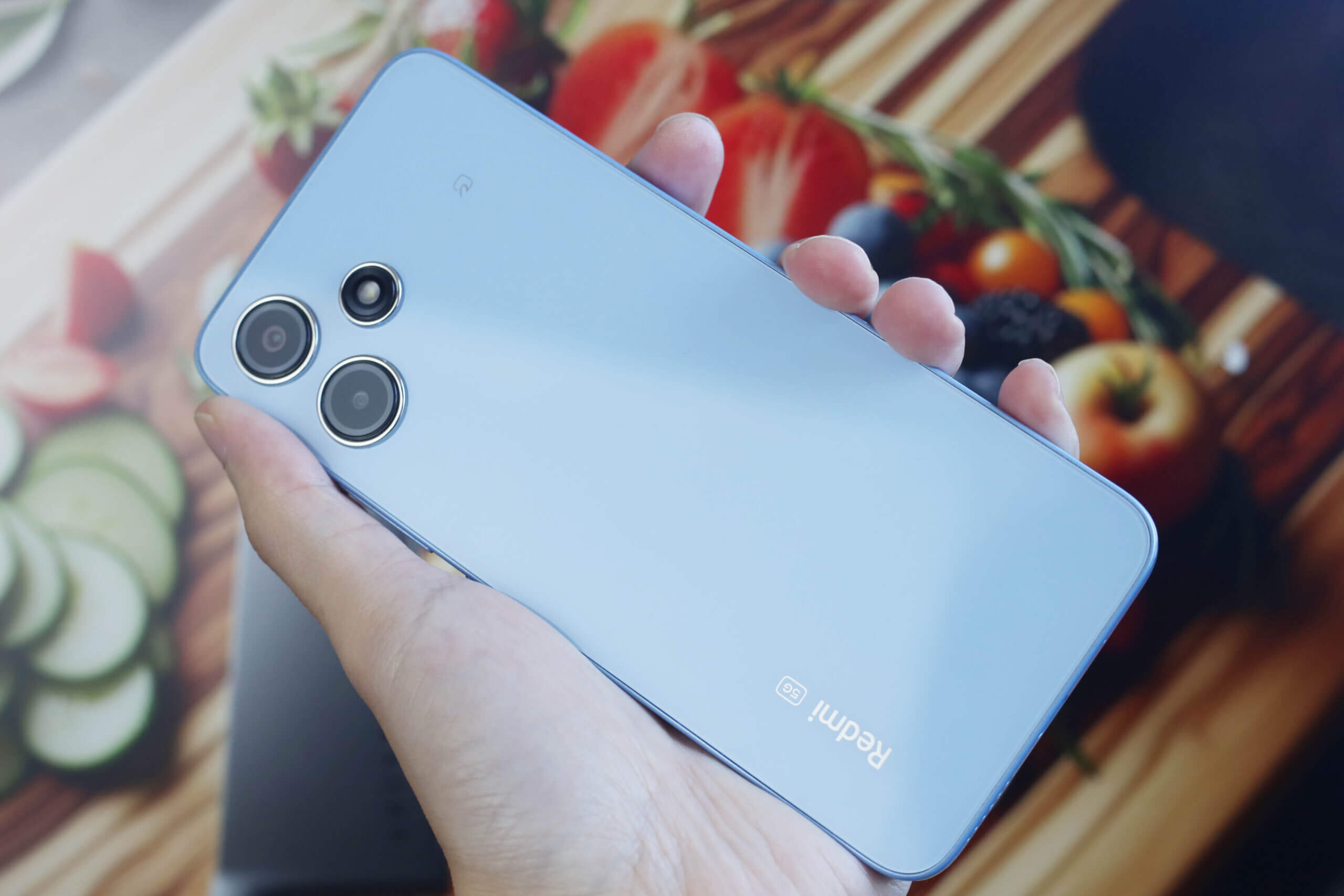 デカいスマホRedmi 12 5Gに『8GB/256GB』大容量モデル登場。アプリや