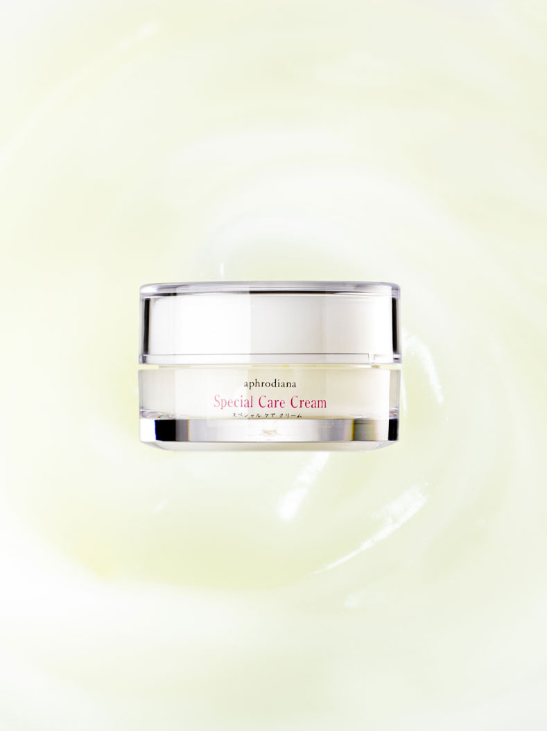ADスペシャルケア・クリーム - アフロディアナ
