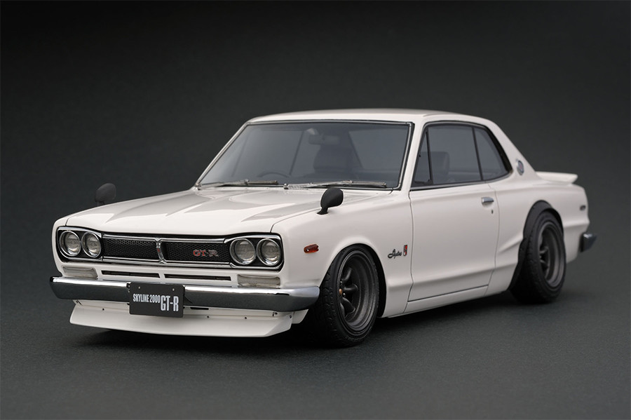 IG0356 1/18 Nissan Skyline 2000 GT-R (KPGC10) White | LINE UP