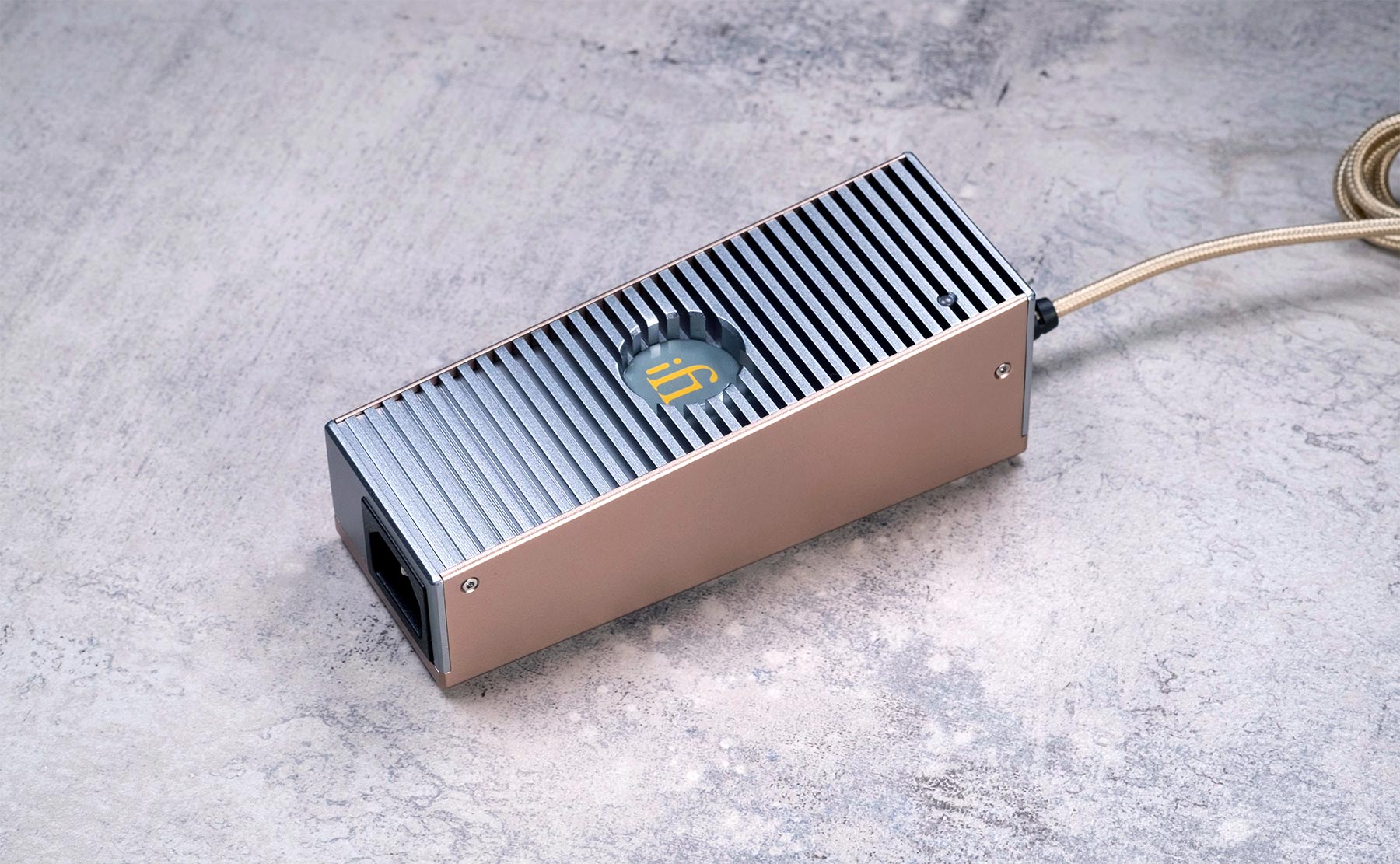 iPower Elite 5V/12V/15V/24V | iFi audio 日本語ブランドサイト