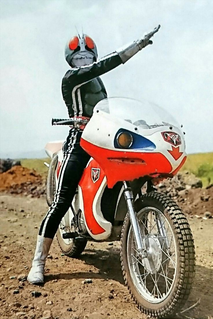 仮面ライダー新1号・新サイクロン号