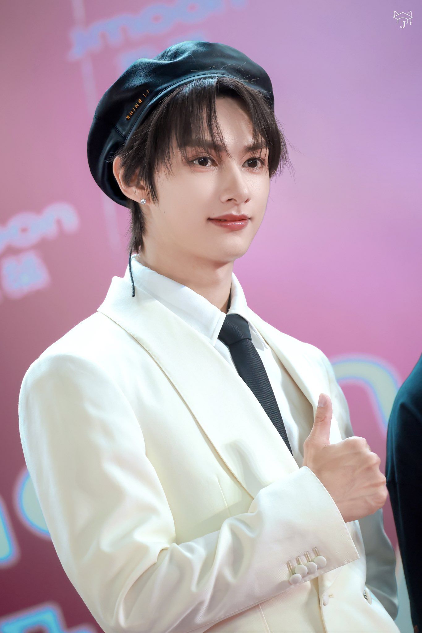 2026 年の 900+ 件の「𝑱𝑼𝑵」や「seventeen ジュン」のアイデアを