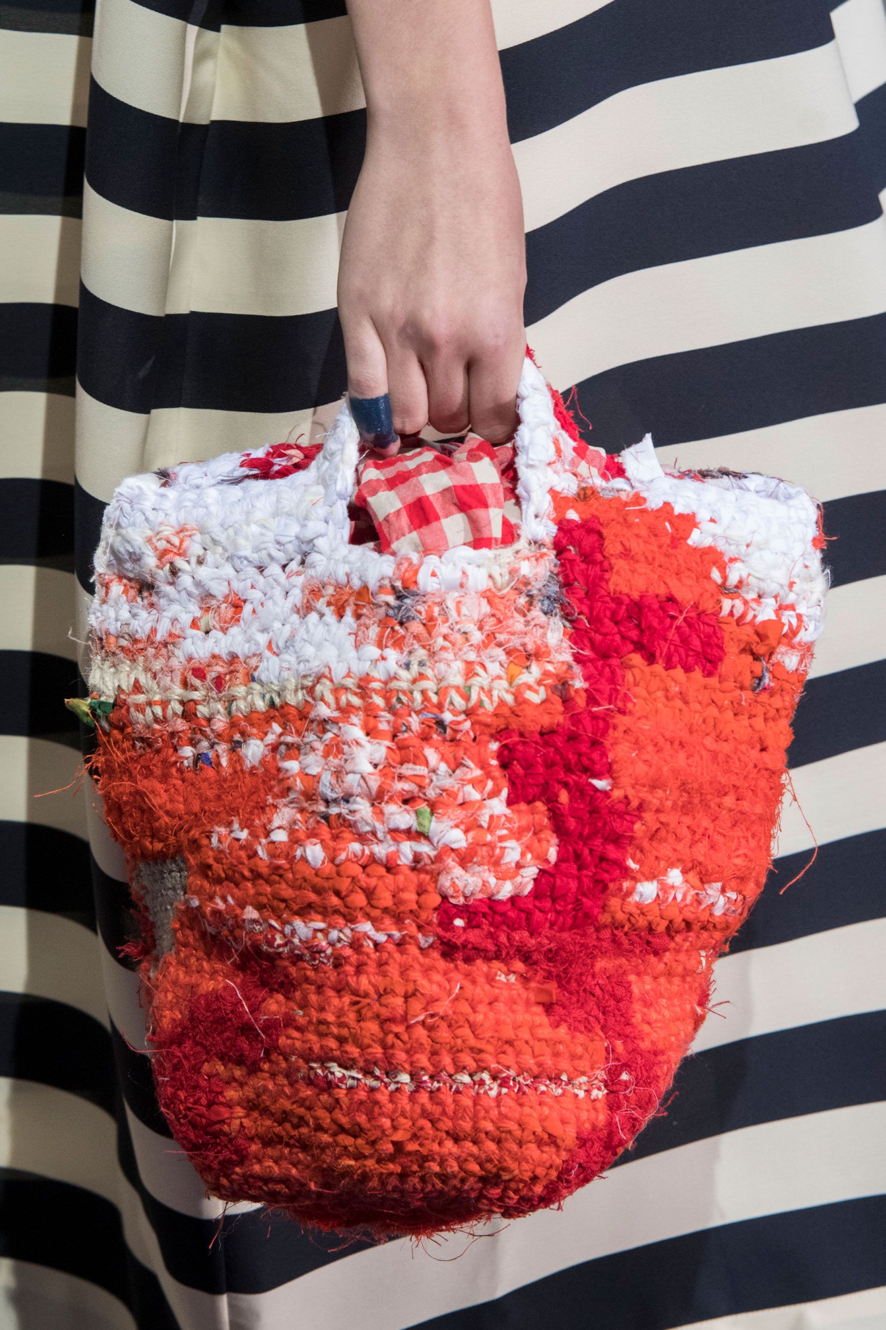 4d05e18f7f73175c2e711c47e533e1