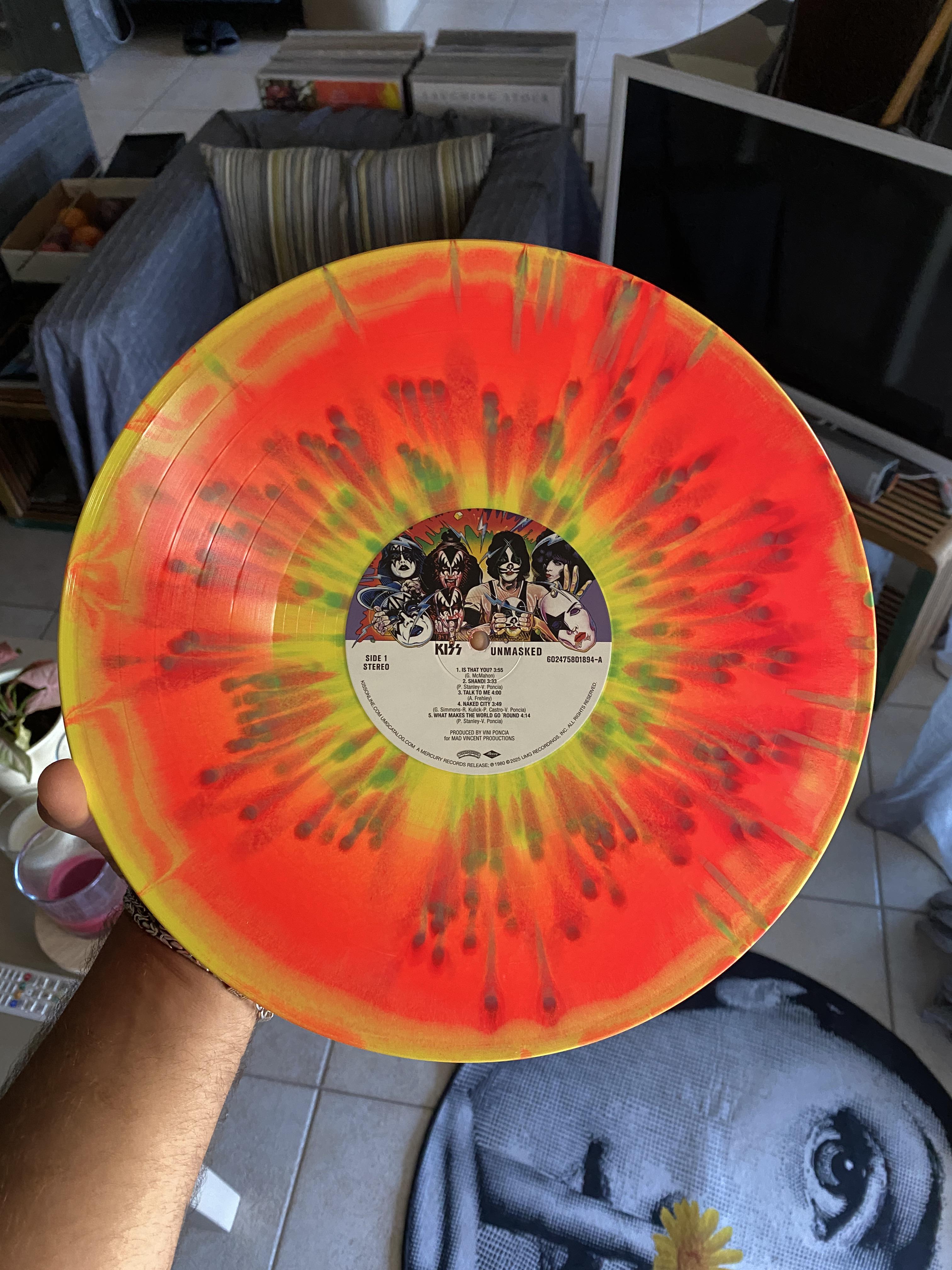 Kiss Unmasked 45th Anniversary Premium Colour LP. : r/KISS