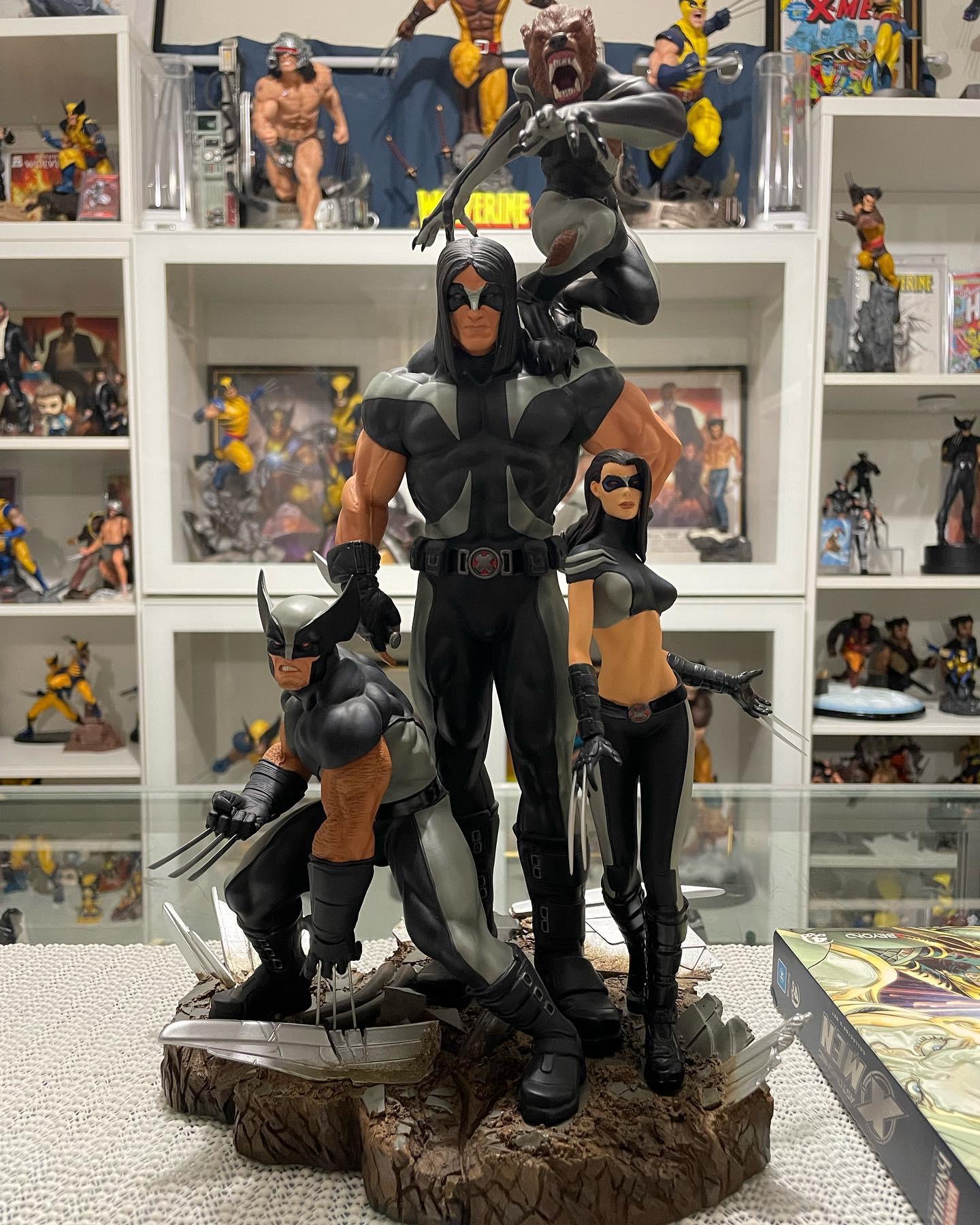 Finally a proud owner of this Sideshow X-Force Diorama after 12