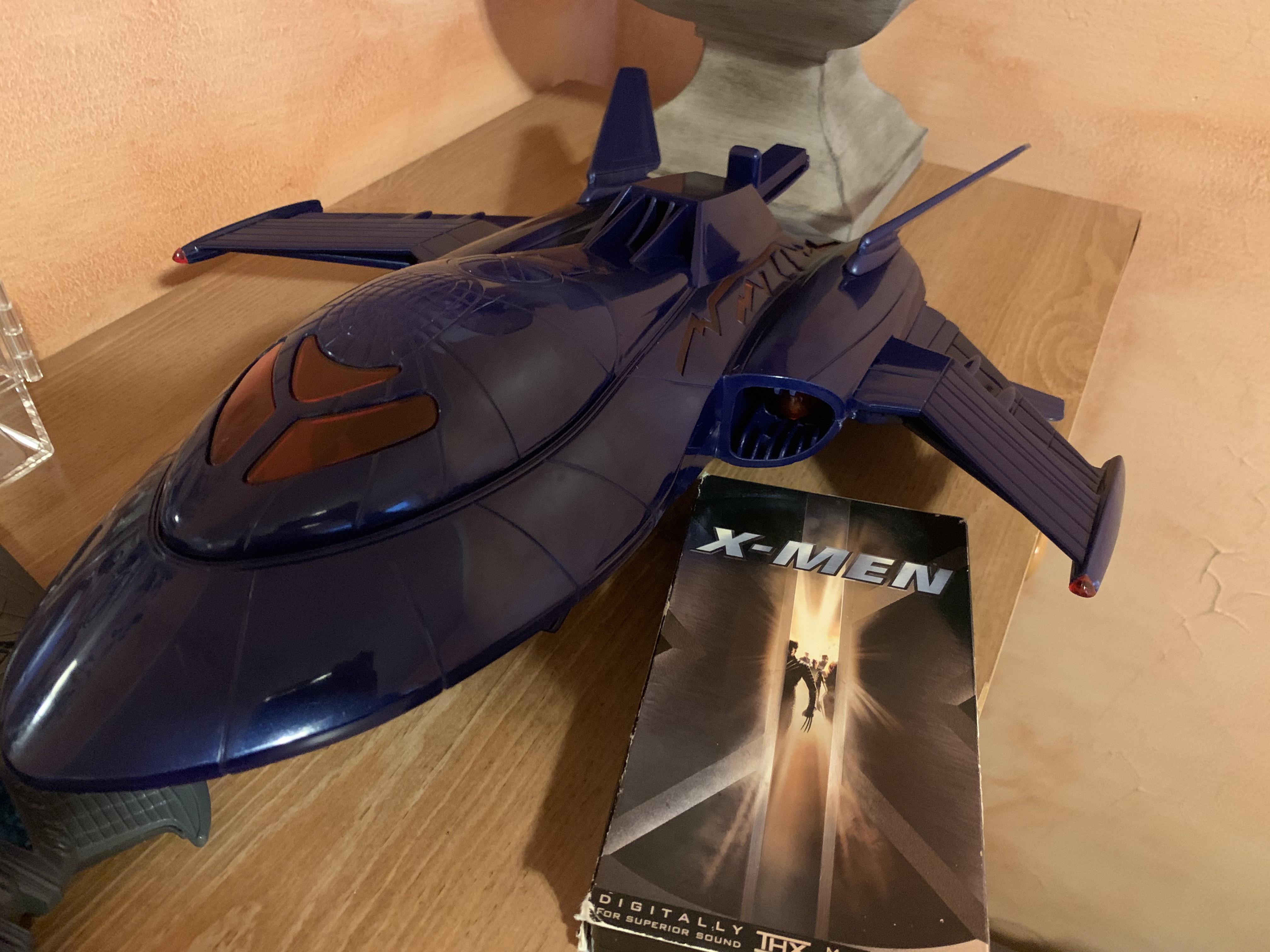 2000年に最初の映画が公開されたとき、「X-Jet」のおもちゃを覚えて