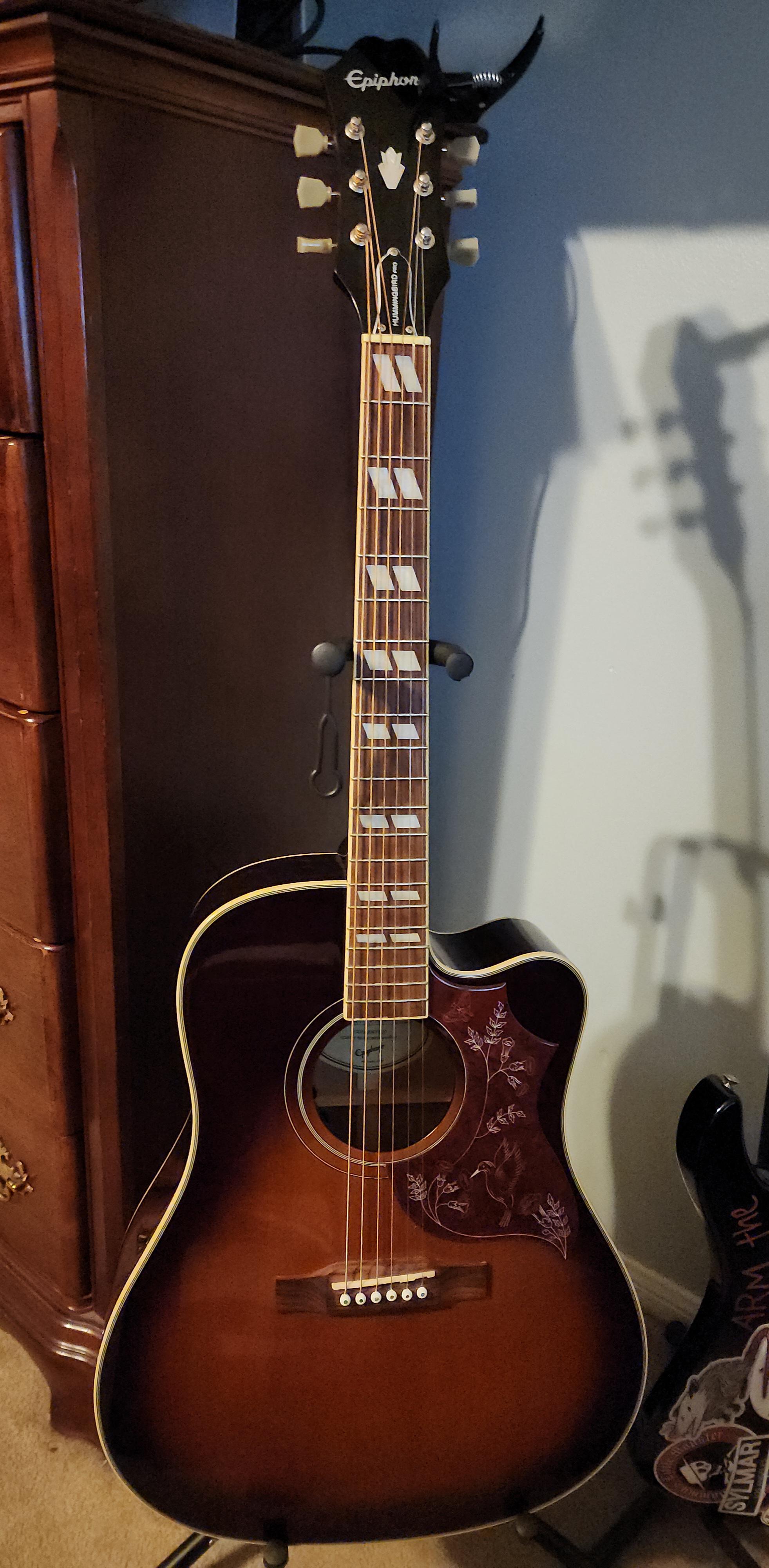 僕のエピフォン・ハミングバード・プロ : r/AcousticGuitar