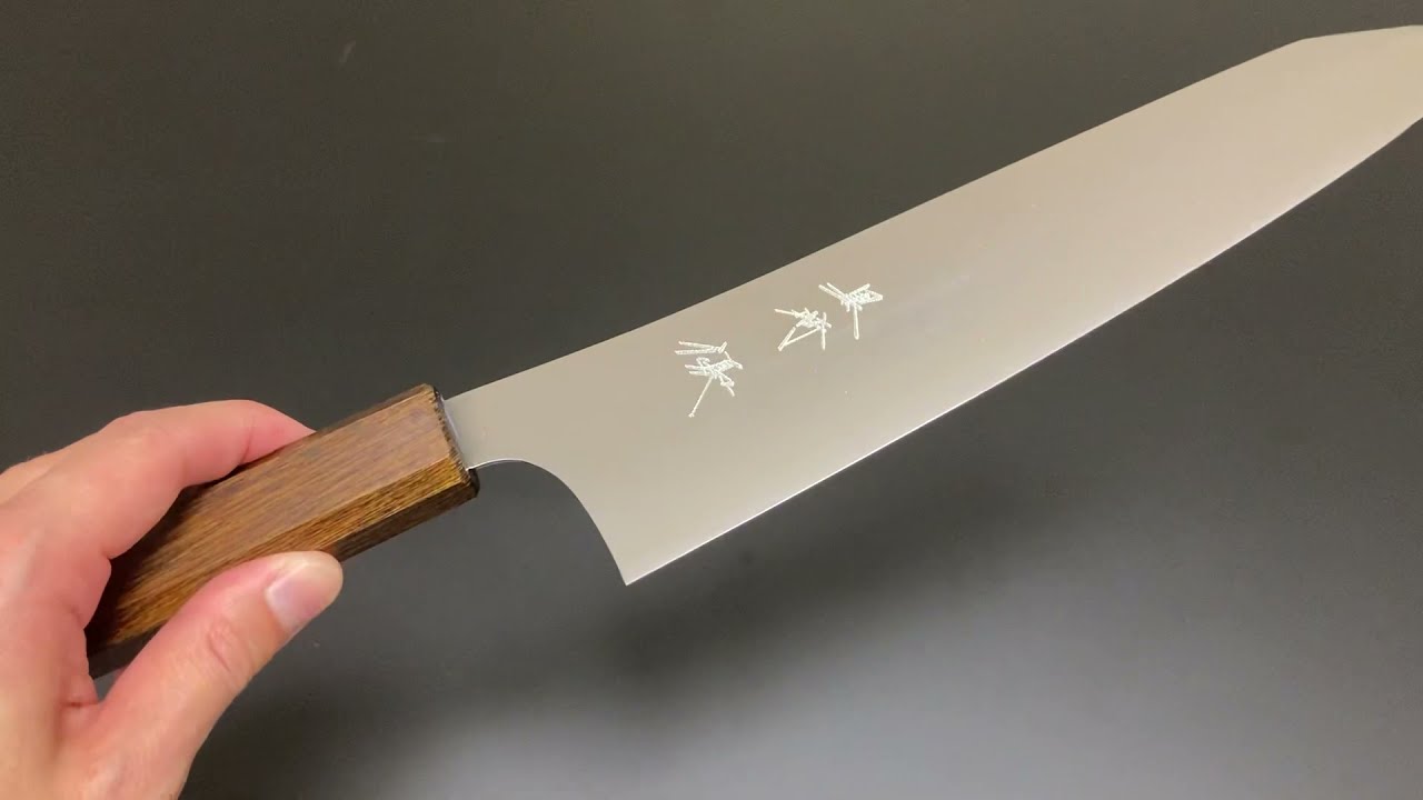 黒崎 優 Yu Kurosaki 【月光】HAP40 牛刀包丁(210mm）樫八角柄 - YouTube