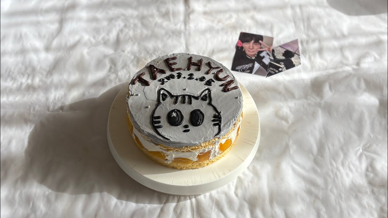 TOMORROW X TOGETHER〜ダゴニャンセンイルケーキ〜 - YouTube