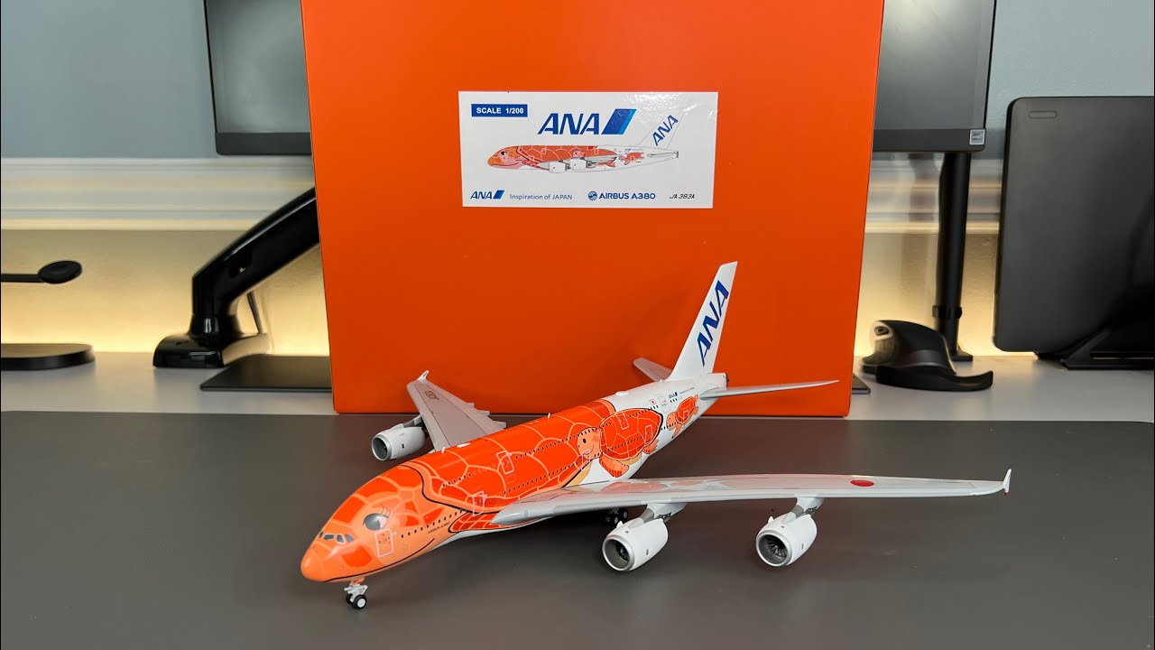 JC Wing 1:200 Airbus A380 ANA Airlines Flying Honu Kai (Green
