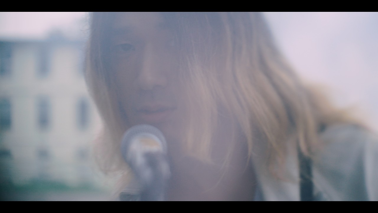 Music Video】夜空に架かる虹 - a flood of circle - YouTube