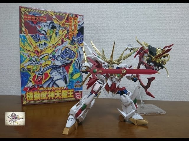 Giant face → SD → Real form → Combination?) SD Gundam Mobile