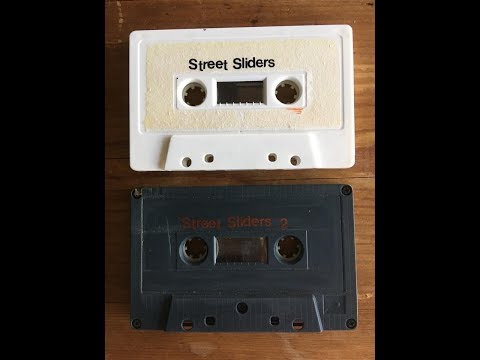 初期の The Street Sliders GIG! - YouTube