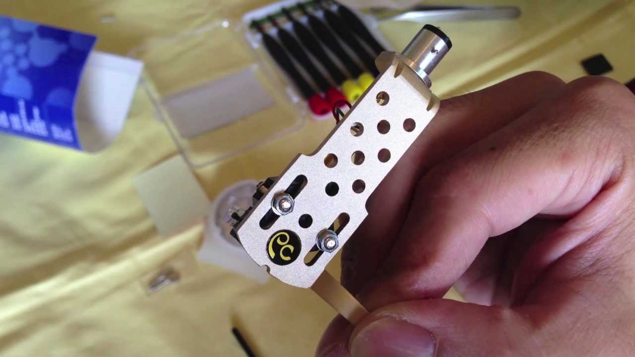 05] Attach the Shure M44G to the headshell. - YouTube