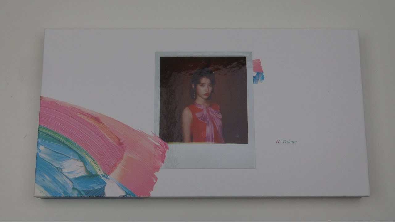 Unboxing IU 아이유 4th Korean Studio Album Palette 팔레트 - YouTube