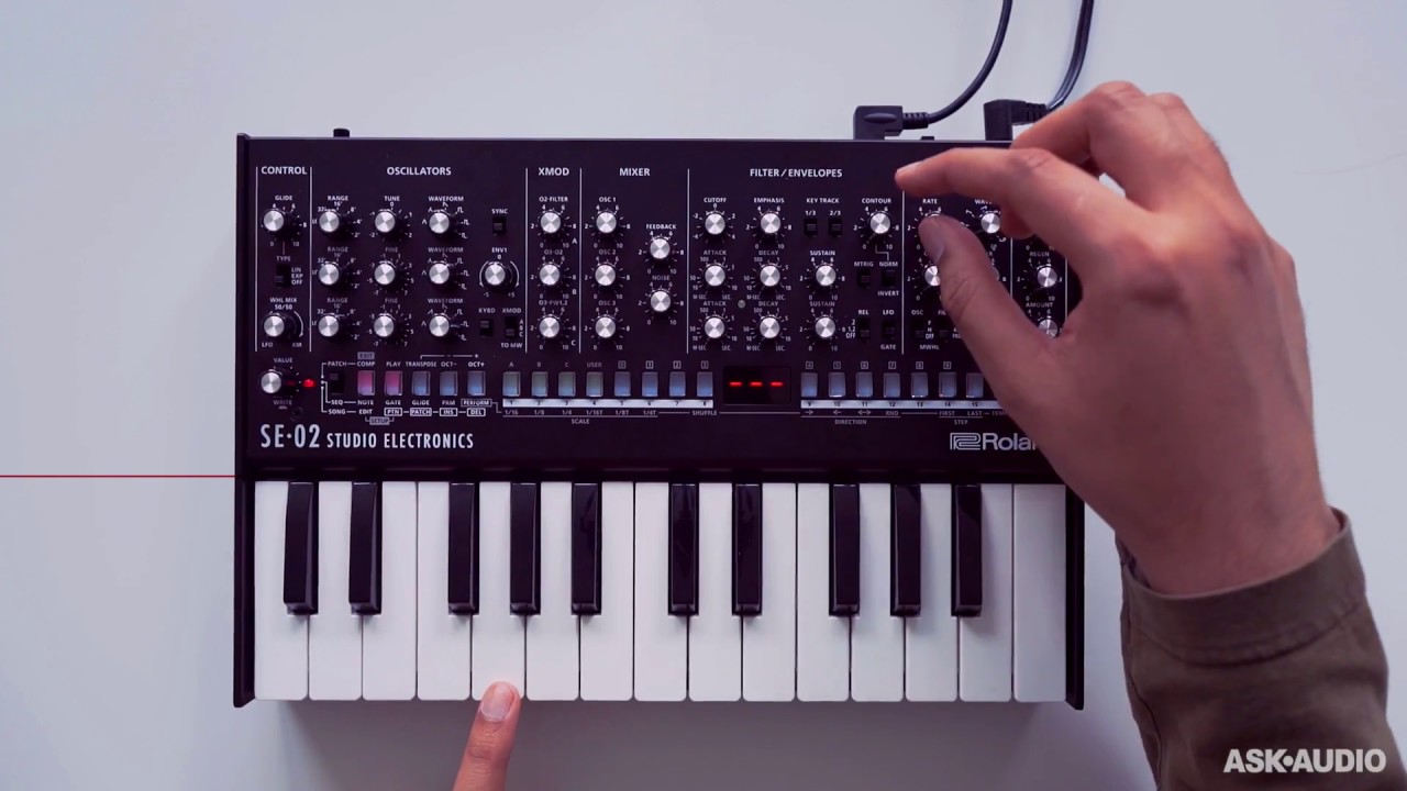 Exclusive Review: Roland SE-02 Analog Synth