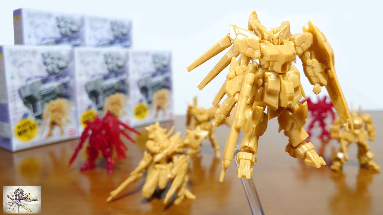 Hi-ν Gundam and Nightingale are now plastic mini kits! Consists of