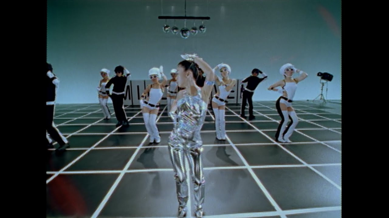 PIZZICATO FIVE / 恋のルール・新しいルール - YouTube