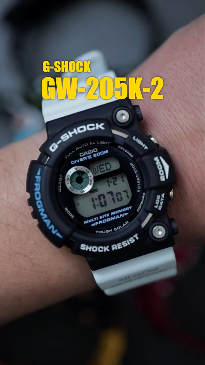 Introducing the GW-205K-2, a gorgeous two-tone Frogman watch with