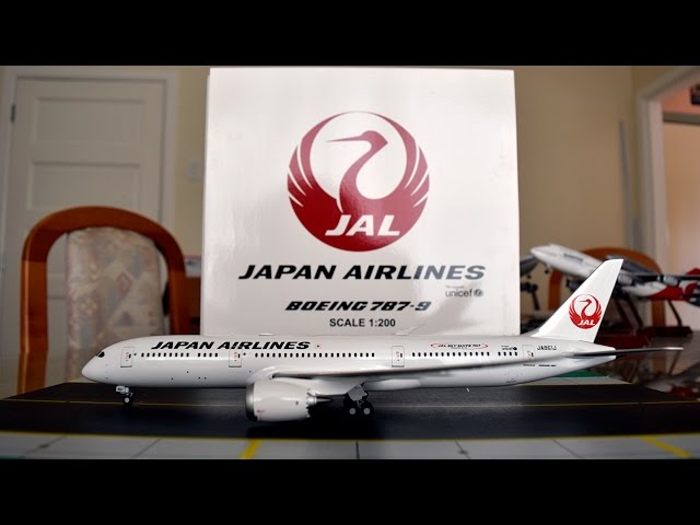 JC Wings 1:200 Japan Airlines 787-9 Dreamliner Unboxing and Review