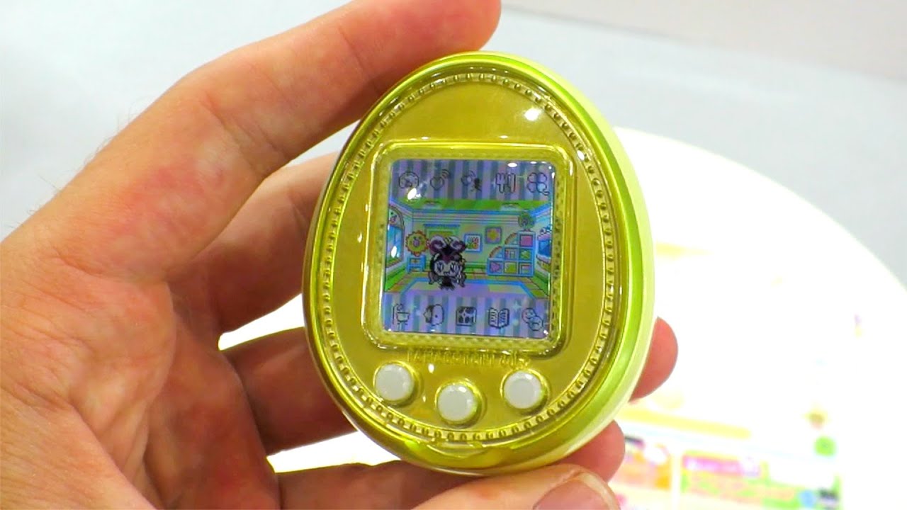 たまごっち 4U TAMAGOTCHI 4U PINK - YouTube