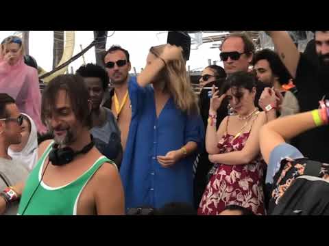 Ricardo Villalobos Taka Taka CoCoon - YouTube
