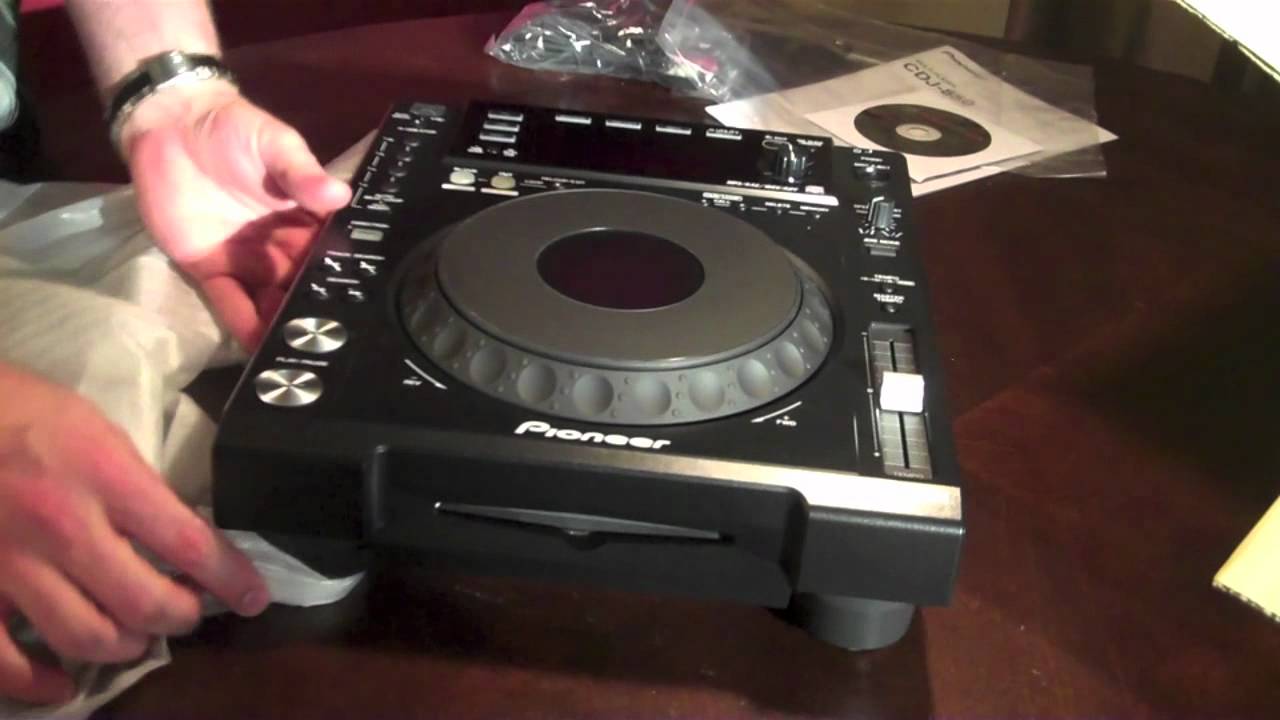 Pioneer CDJ 850k Black comparison - YouTube