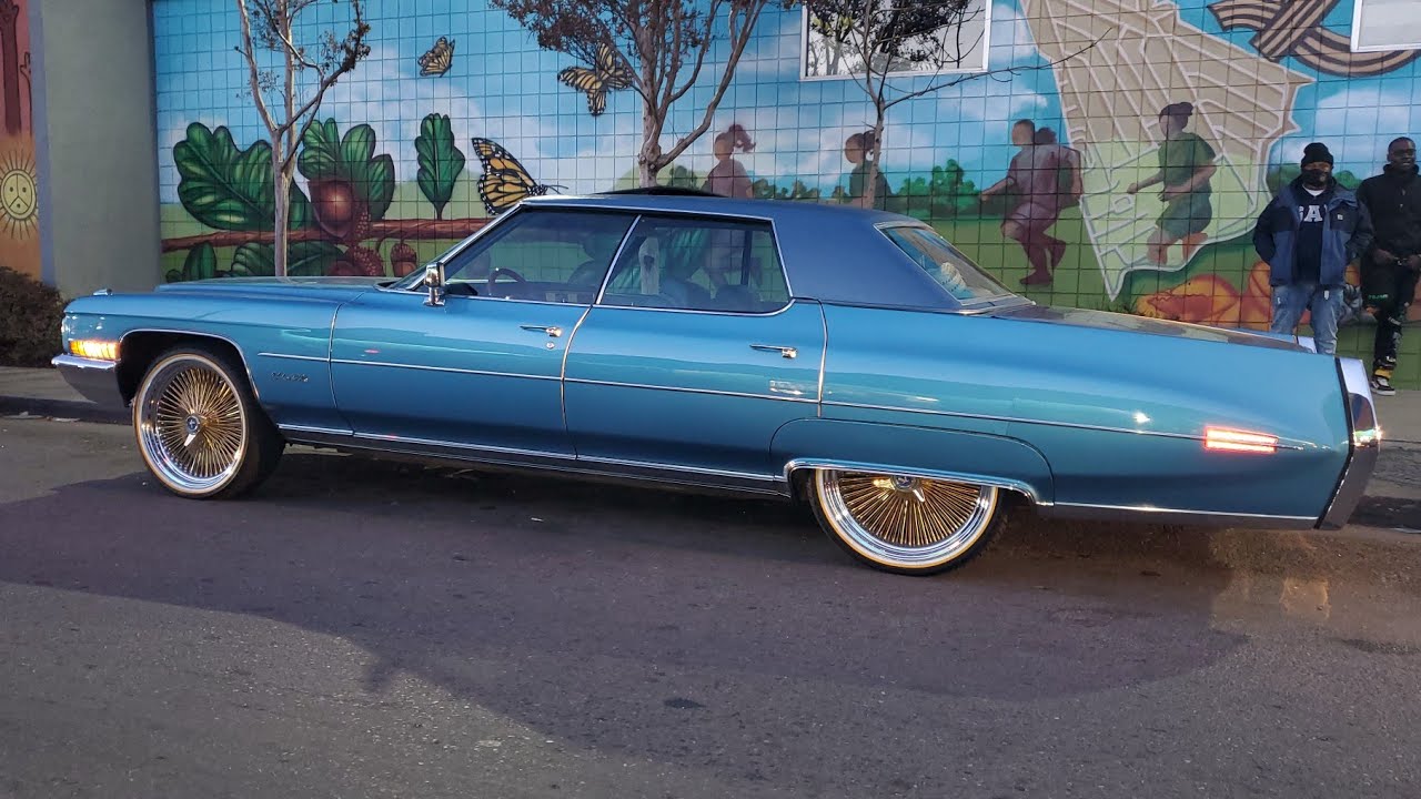 1971 Cadillac Sedan DeVille Clean on Gold Thangs & Vogues in