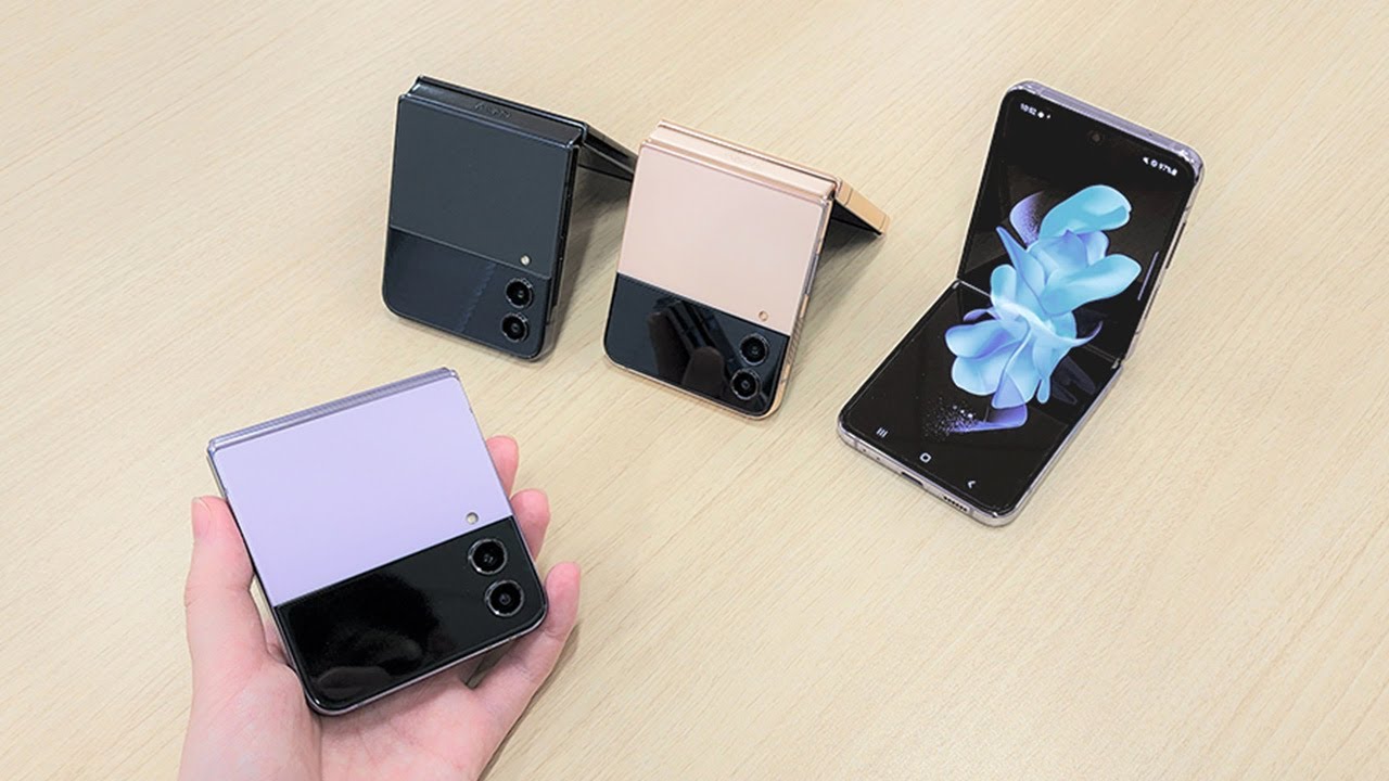 Galaxy担当者が動画で紹介 Galaxy Z Flip4 篇 - YouTube
