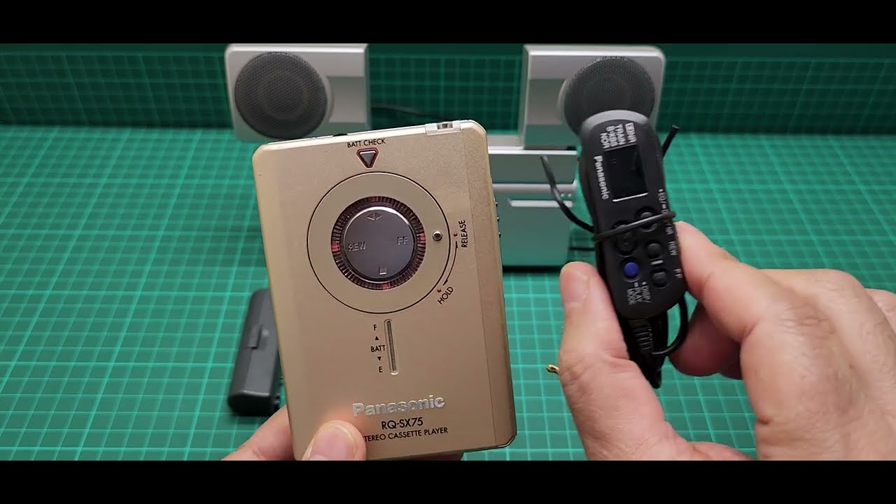 Panasonic RQ-SX75 personal cassette player Walkman review | inside