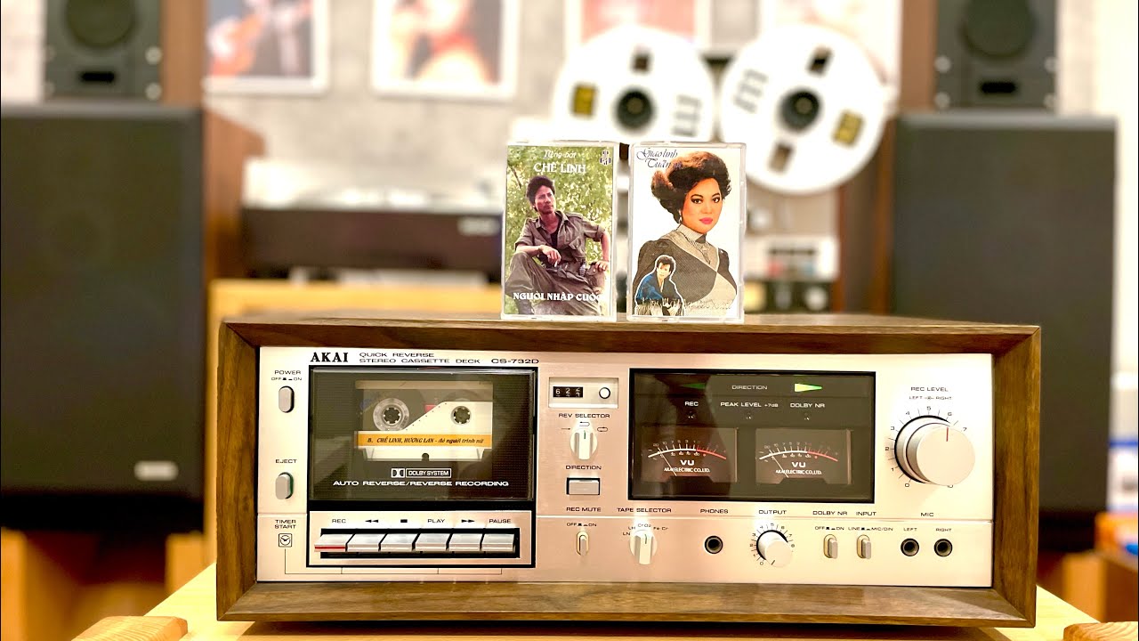 アカイ CS-732D カセットデッキ 通電のみ アカイ CS-732D カセット