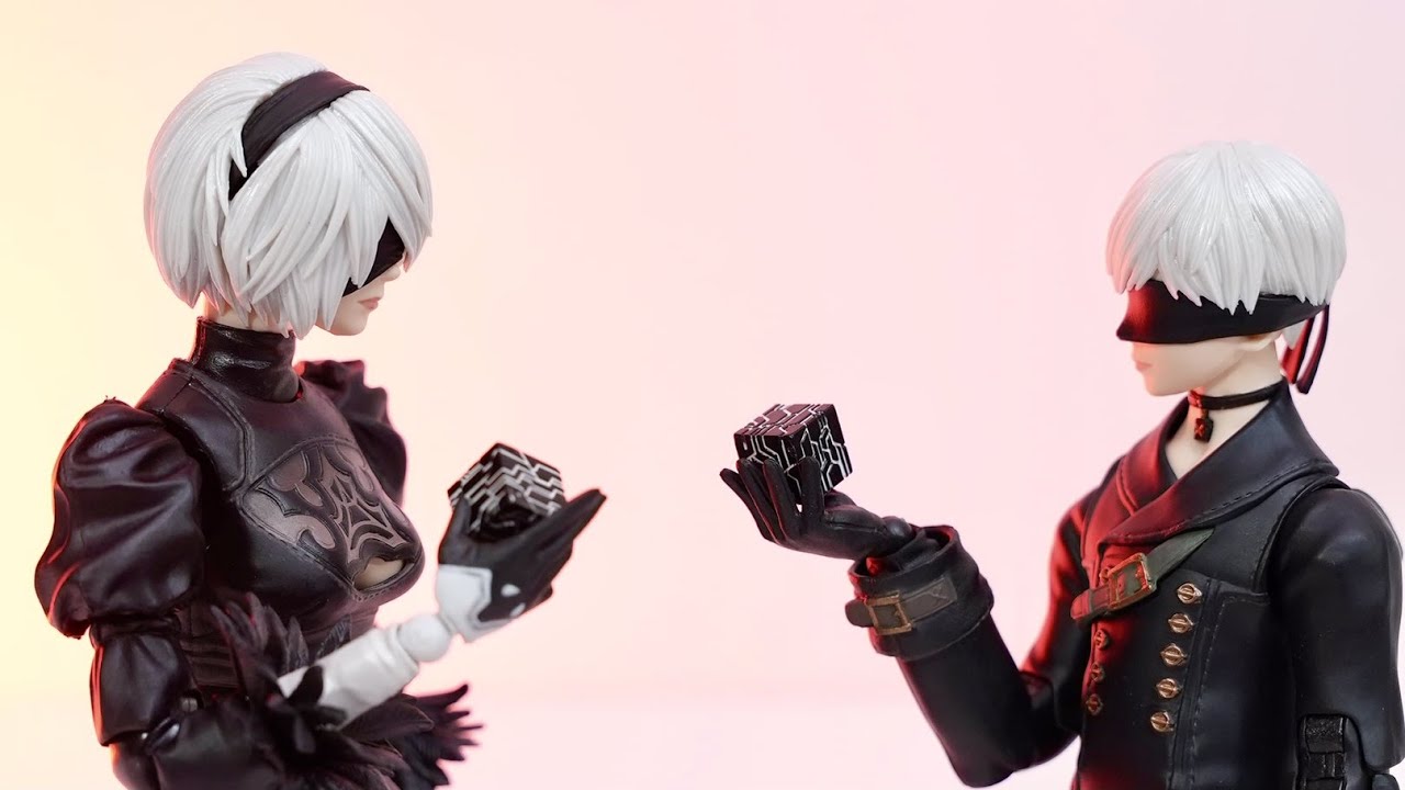 PLAY ARTS改 ヨルハ 九号 S型 DX版紹介！ - YouTube