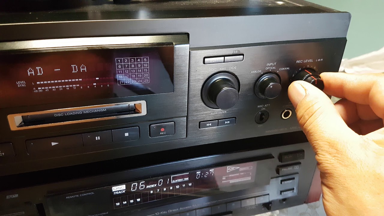 Sony MDS JA3ES - YouTube