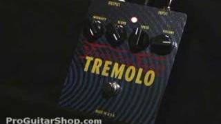 Voodoo Lab Tremolo Pedal - YouTube