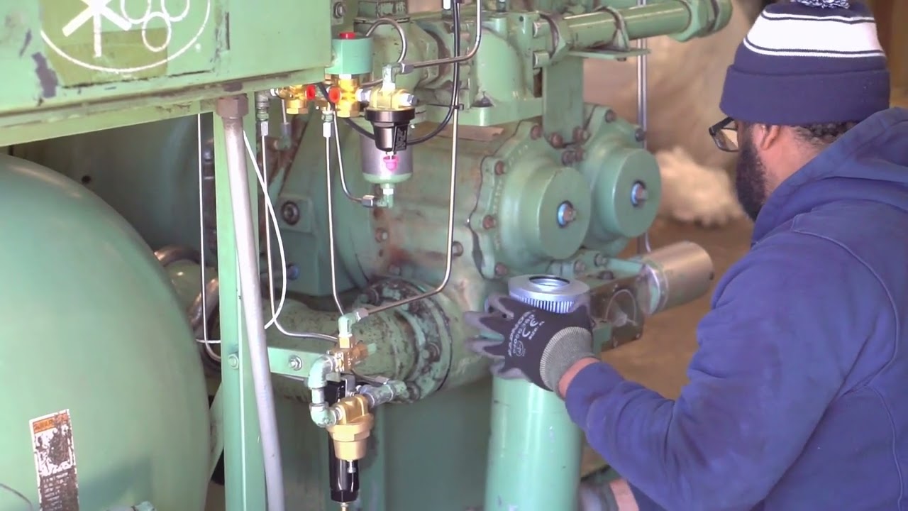 2118342 - Gardner Denver Oil Filter Replacement