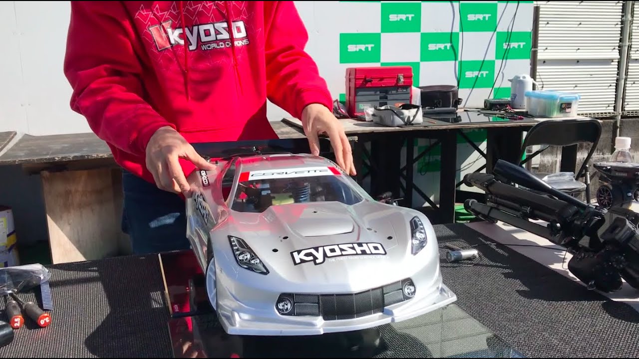 KYOSHO インファーノGT3 in SRT - YouTube
