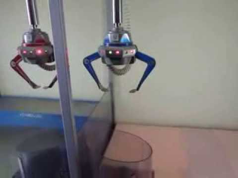 セガ NEW UFOキャッチャー アームユニット青① - YouTube