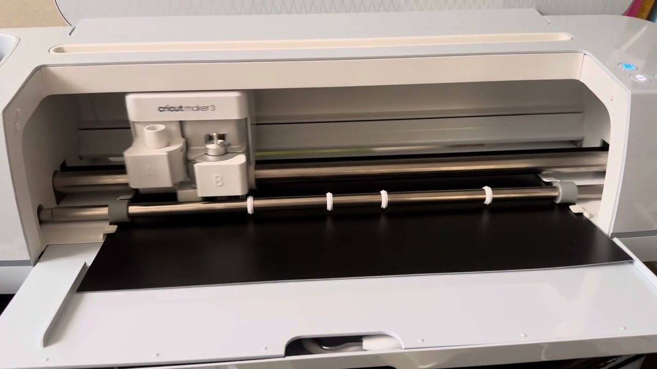 カッティングマシンCricut Maker3(クリカットメーカー)買ってみた