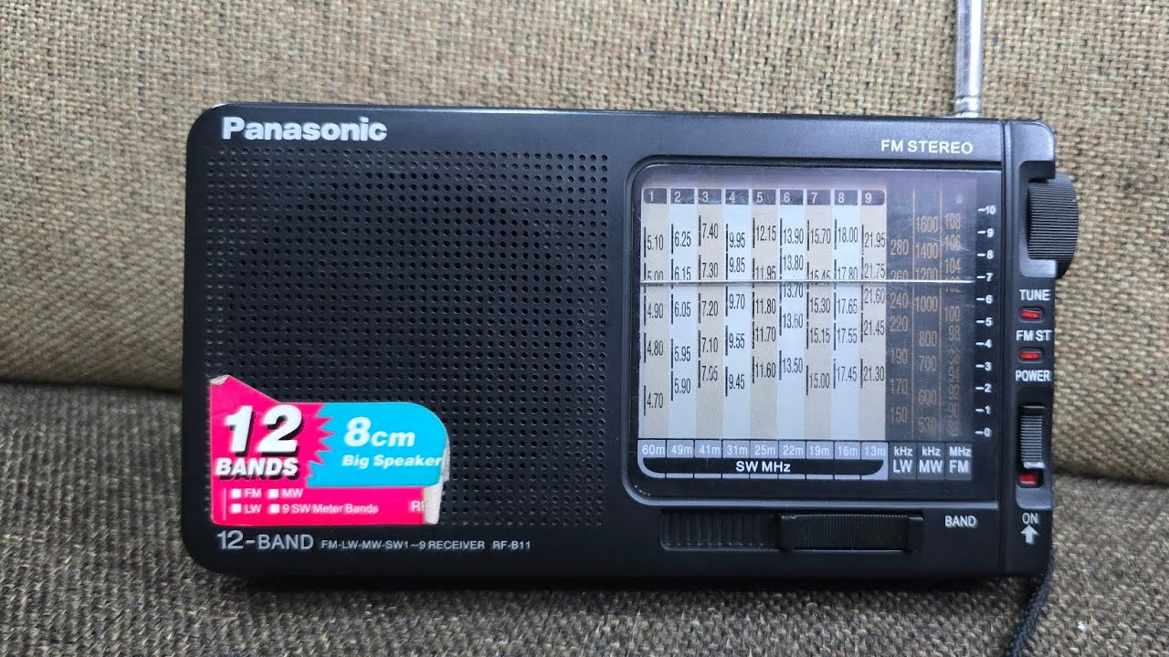 Panasonic RF-B11 12 band Radio made in Japan Mo. 9427322171 - YouTube