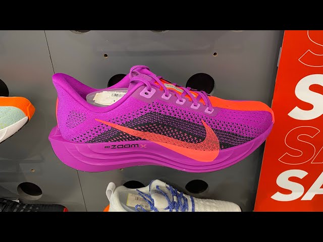 Nike Pegasus Plus (Vivid Purple/Black/Hot Punch) - Style Code