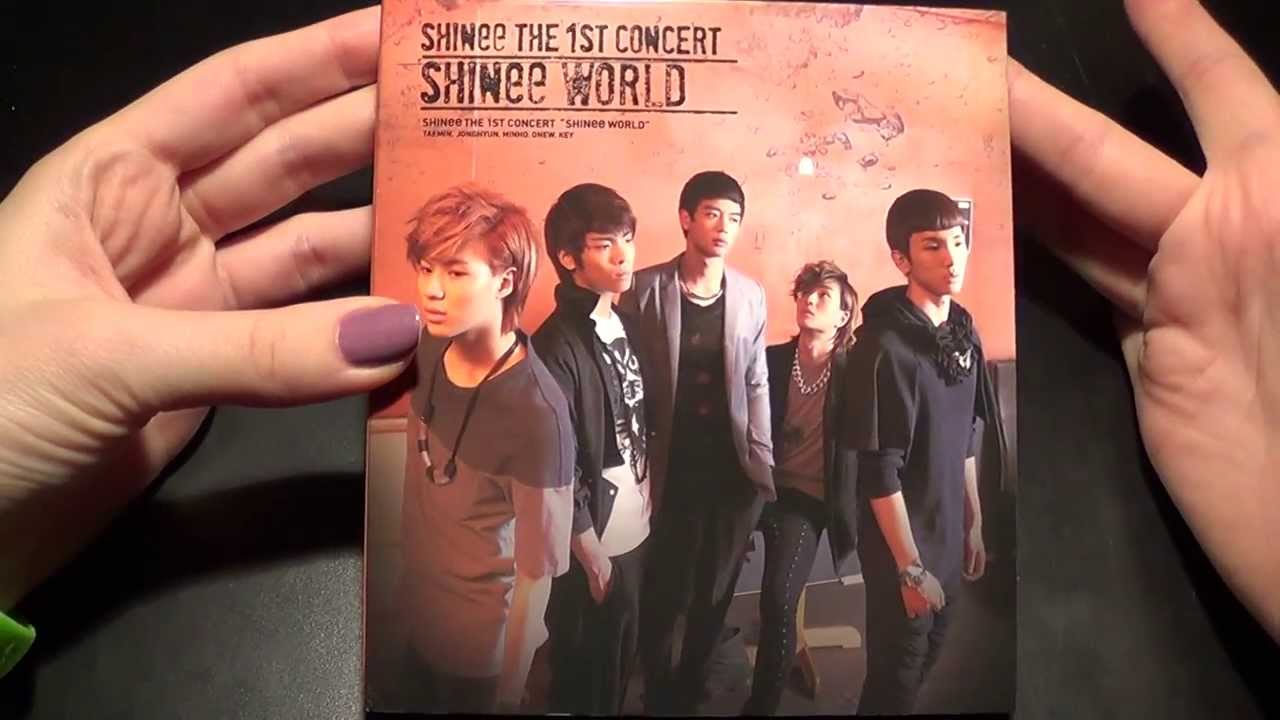 Unboxing SHINee 샤이니 The 1st Concert Album SHINee World - YouTube