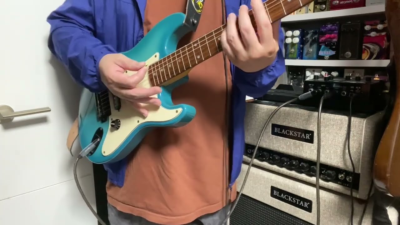 Bill Lawrence - BCOR MB(ミニ シャケモデル)about1990 - YouTube