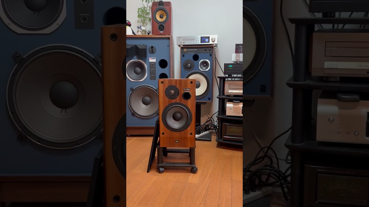 JBL-A820 ベッキオ - YouTube