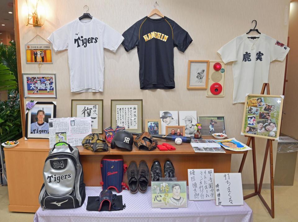 元阪神 横田慎太郎さん通夜に元同僚ら続々参列 祭壇は野球場 同期入団