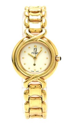 FENDI 700L Gold Women's Watch Shell Dial Quartz Vintage Japan