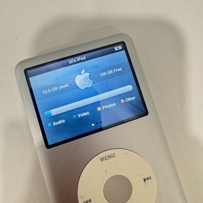 Apple iPod Classic 7th Generation Silver 160GB - Works Needs