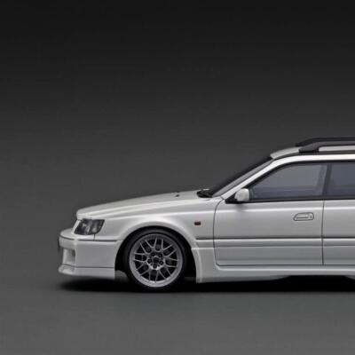 ignition model 1/18 Nissan STAGEA 260RS (WGNC34) Pearl White