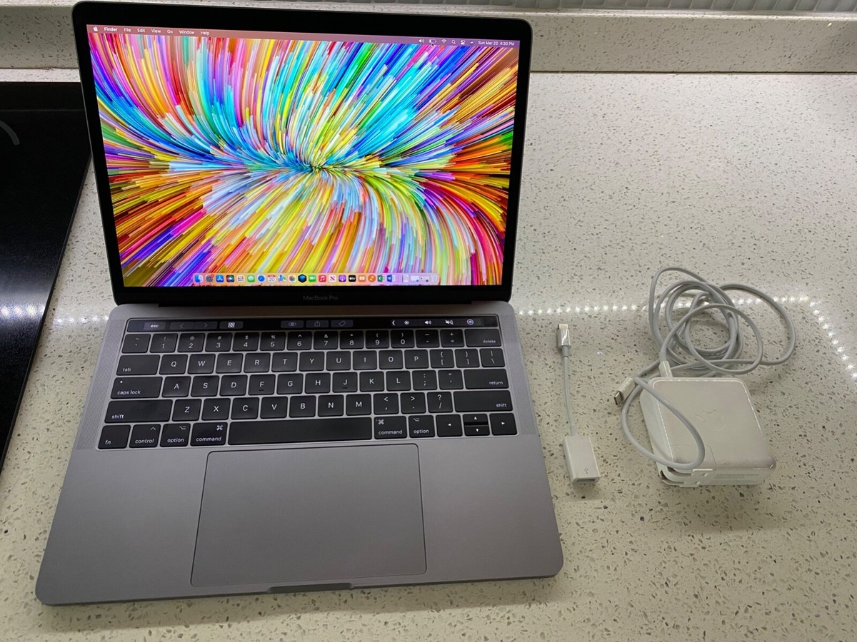 macBook Pro (13-inch, 2017, Four Thunderbolt 3 Ports) Space Grey