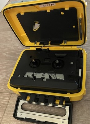 Vintage Sony Walkman Sports WM-SFX30 Yellow Gray Cassette Player