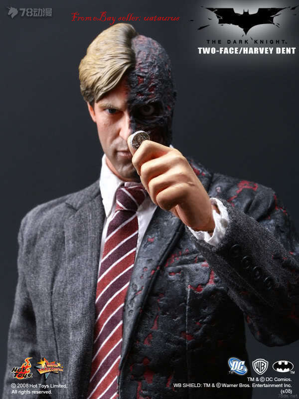 Perfect Hot Toys 1/6 Mms81 The Dark Knight Two-Face / Harvey Dent